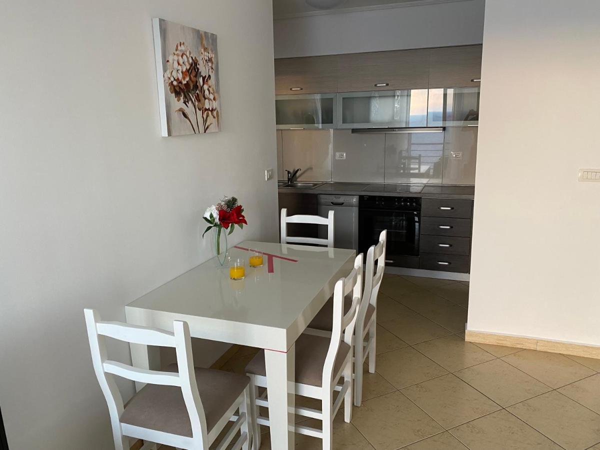 Apartment With Huge Sea View Balcony Sarandë Exterior foto