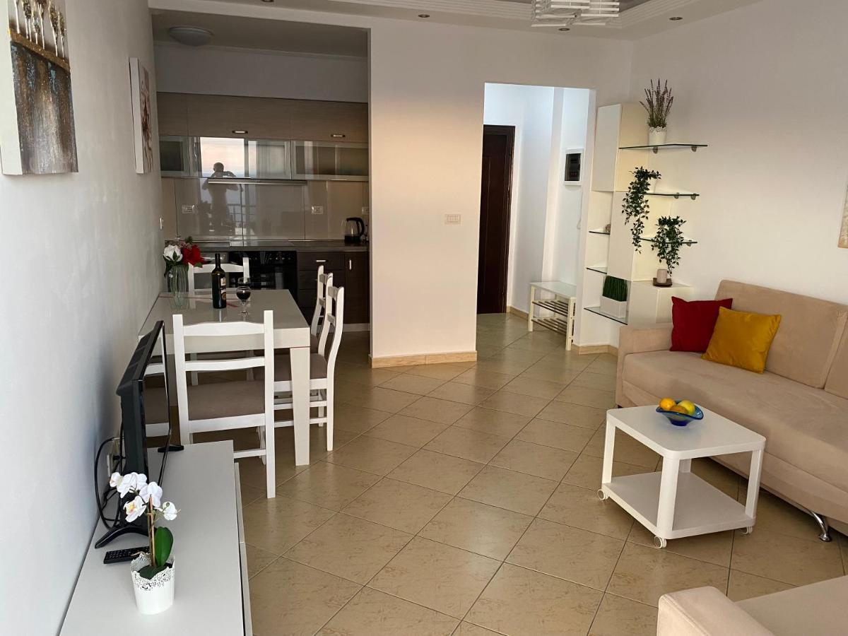 Apartment With Huge Sea View Balcony Sarandë Exterior foto