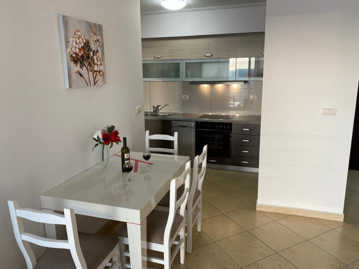 Apartment With Huge Sea View Balcony Sarandë Exterior foto