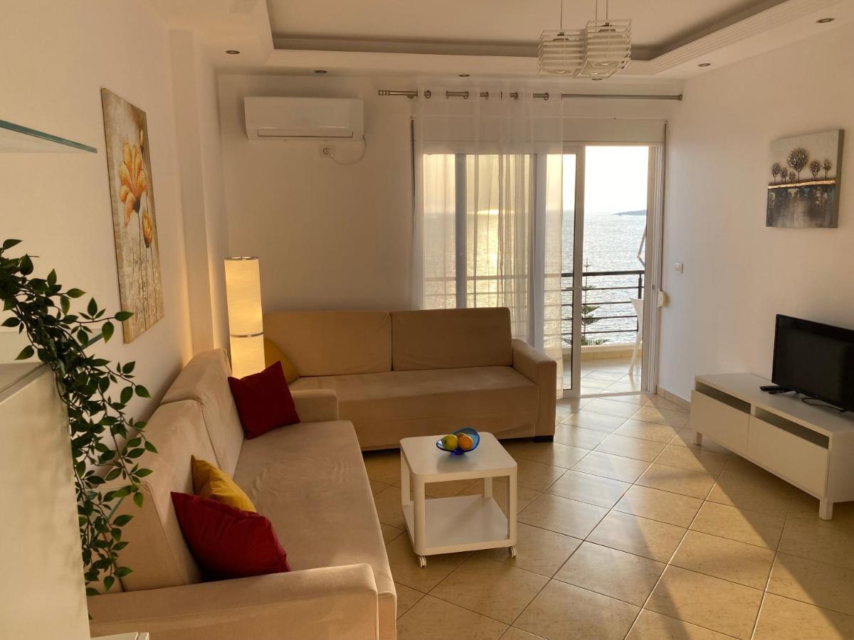 Apartment With Huge Sea View Balcony Sarandë Exterior foto